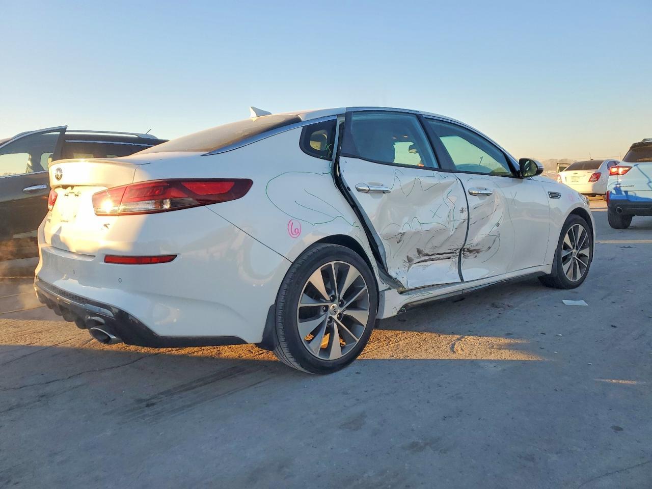 2019 Kia Optima Lx - Фото 3