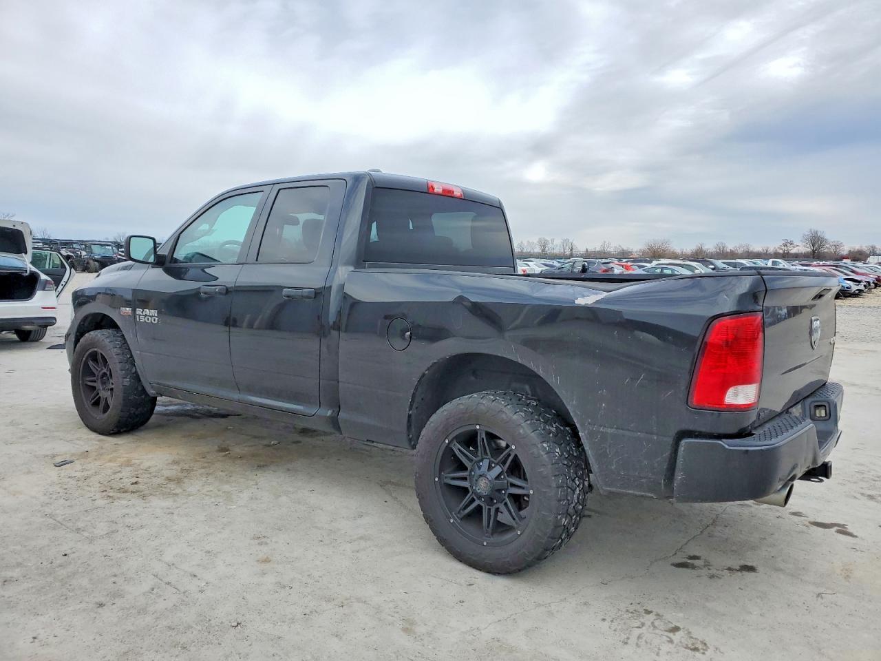 2015 Ram 1500 St - Фото 2
