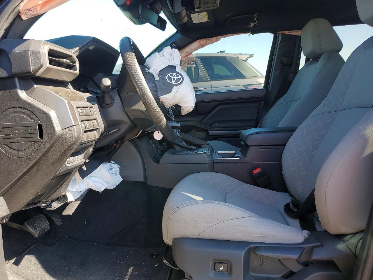 2025 Toyota Tacoma Double Cab - Image 7