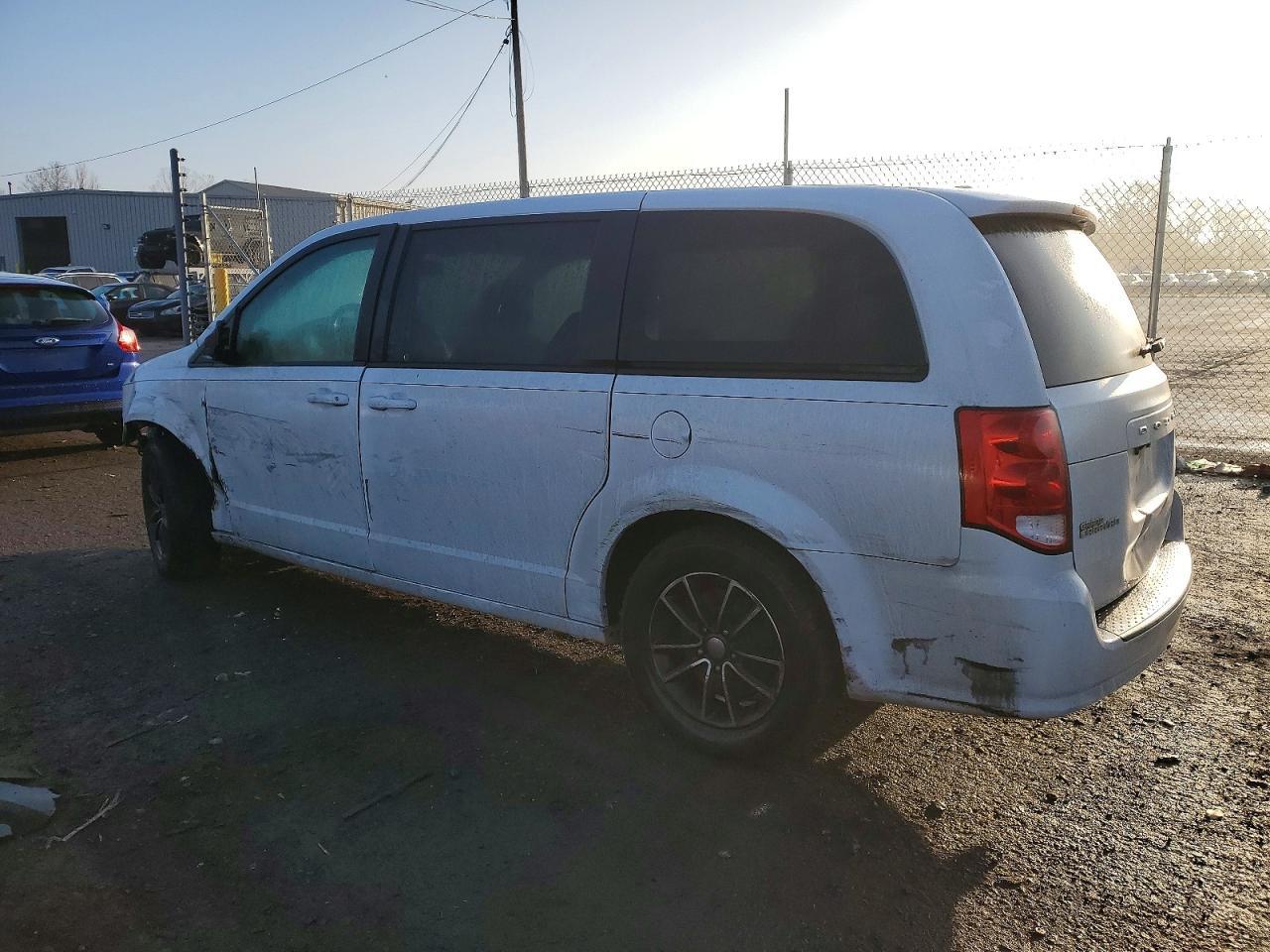 2018 Dodge Grand Caravan Se - Image 2