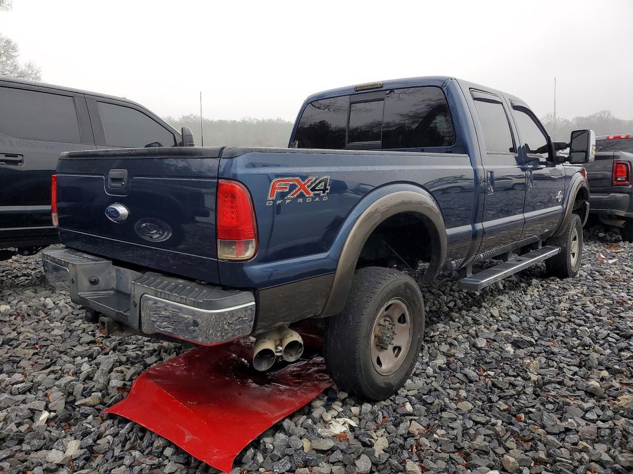 2015 Ford F250 Super Duty - Фото 3