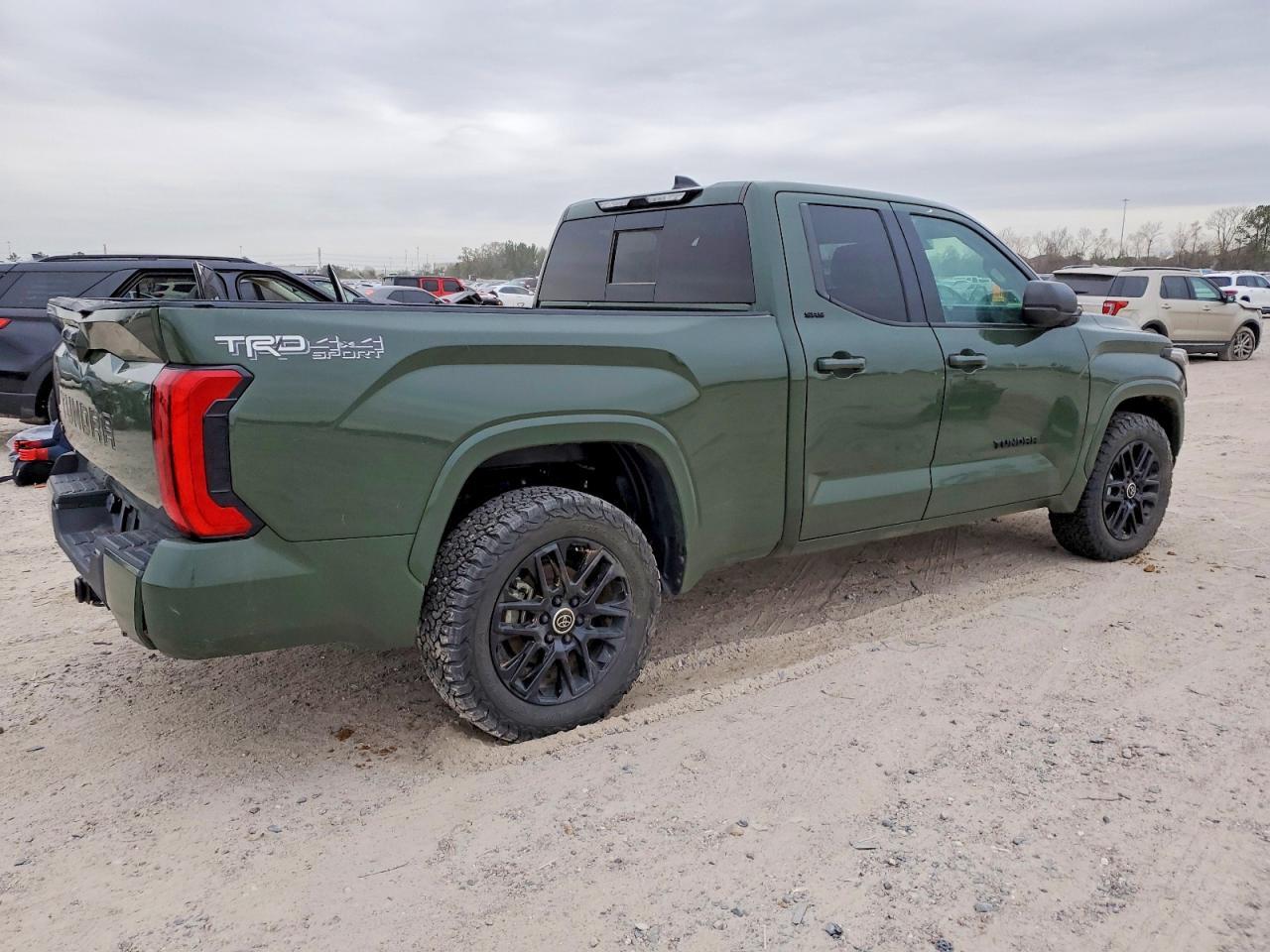 2023 Toyota Tundra Double Cab Sr - Фото 3