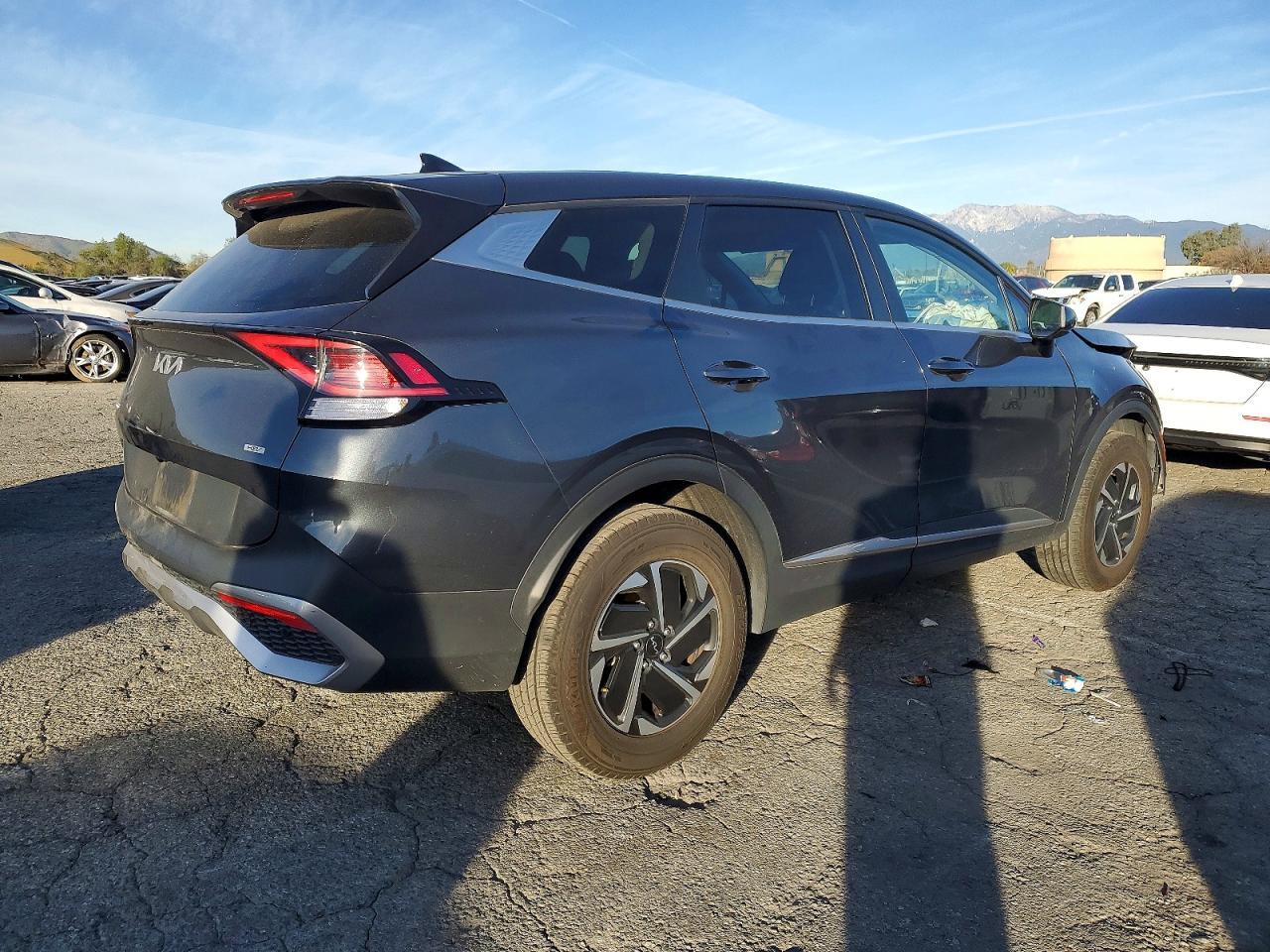 2023 Kia Sportage Lx - Фото 3