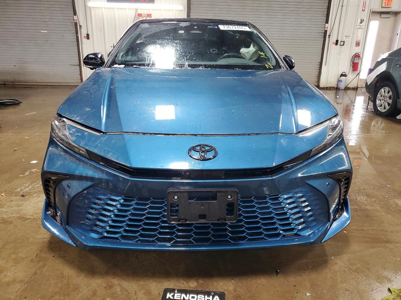 2025 Toyota Camry Xse - Image 5