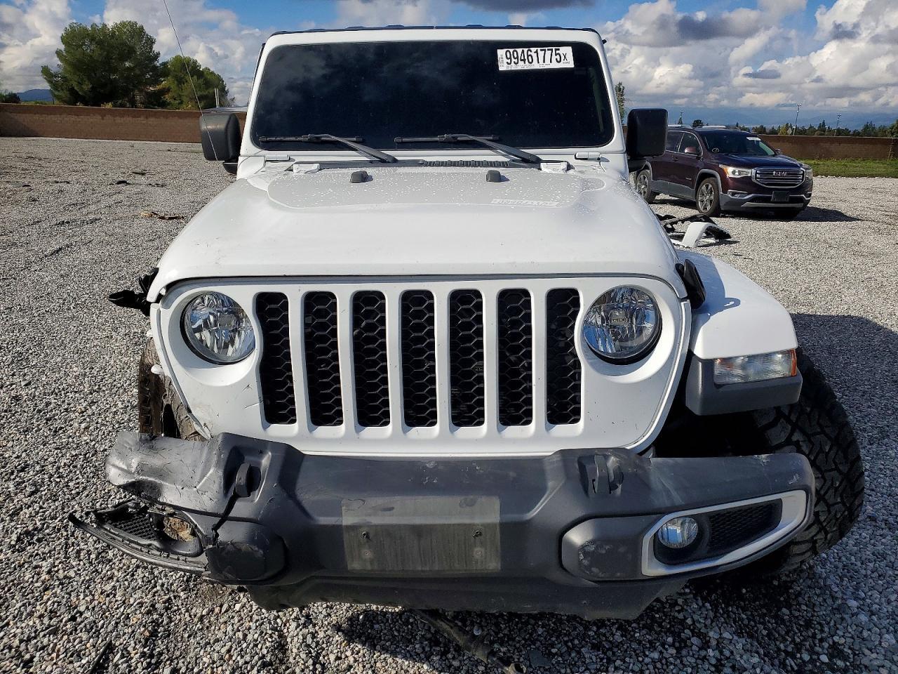 2023 Jeep Gladiator Sport - Image 5