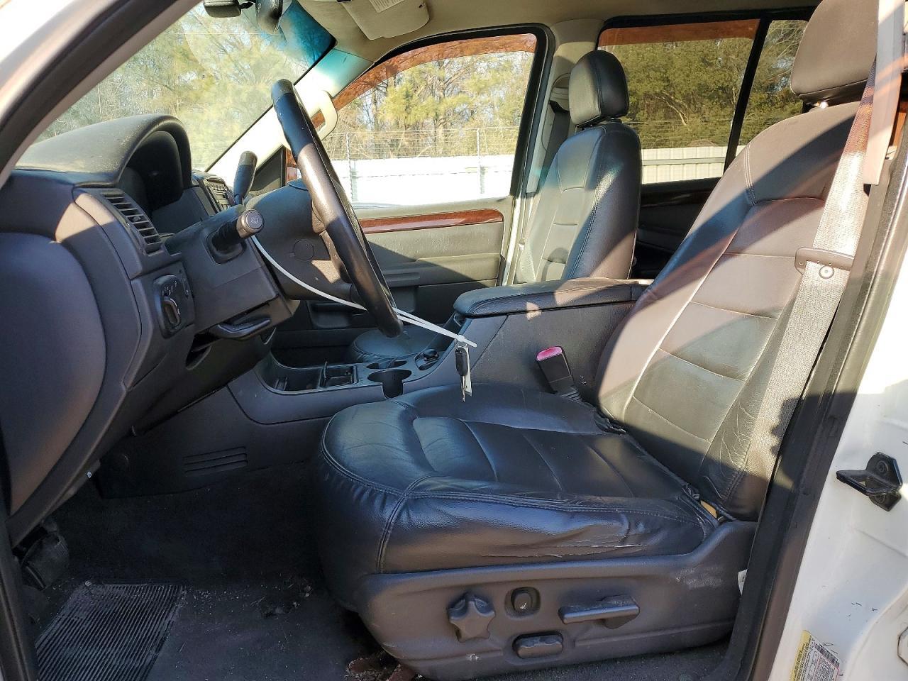 2004 Ford Explorer Limited - Фото 7