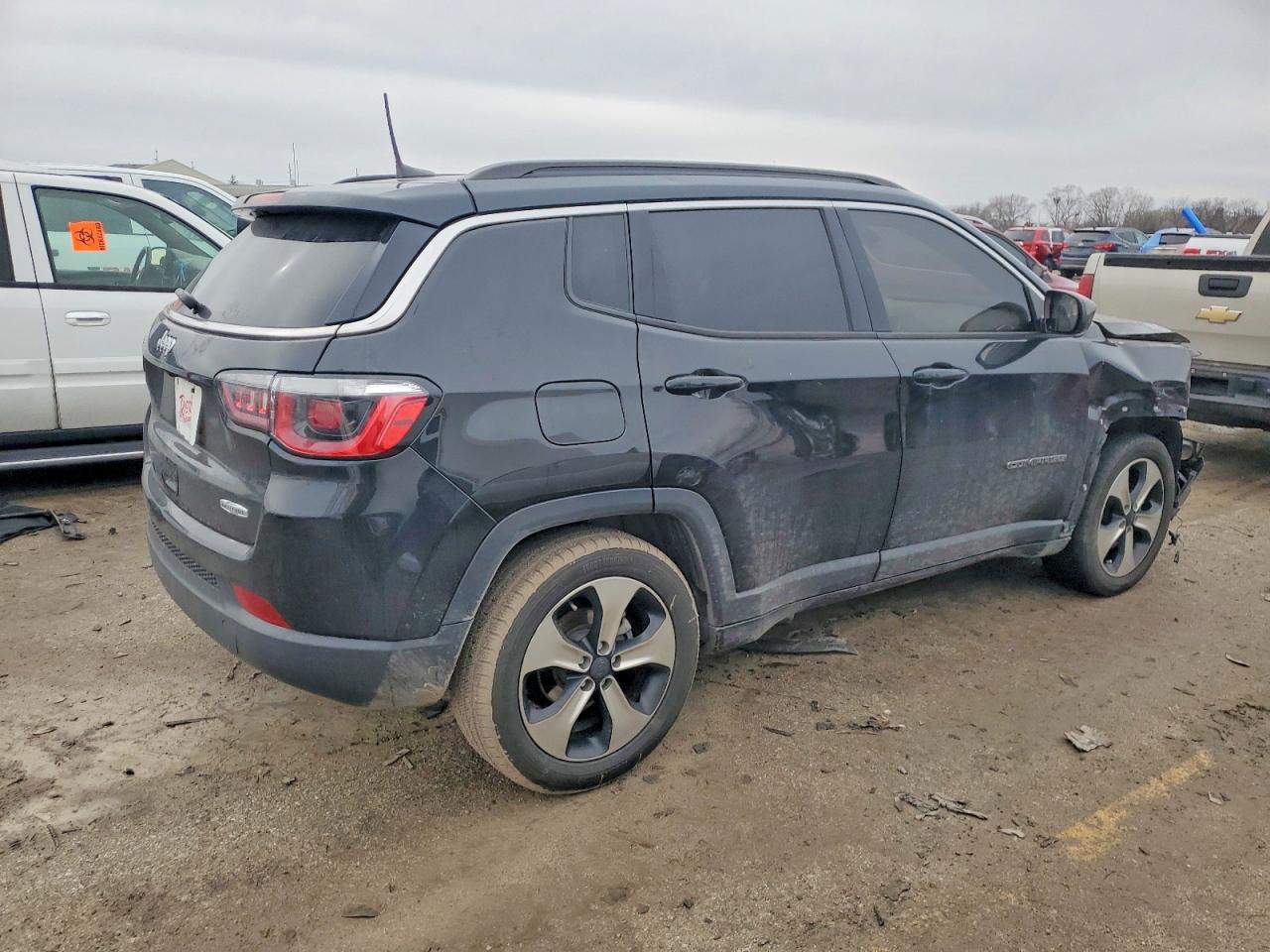 2017 Jeep Compass Latitude - Фото 3