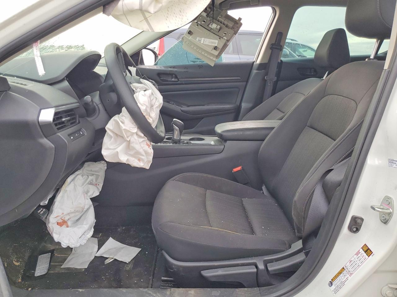 2025 Nissan Altima S - Фото 7