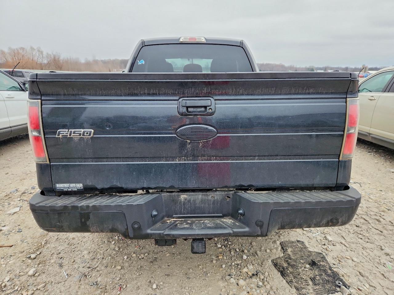 2011 Ford F150 Super Cab - Фото 6