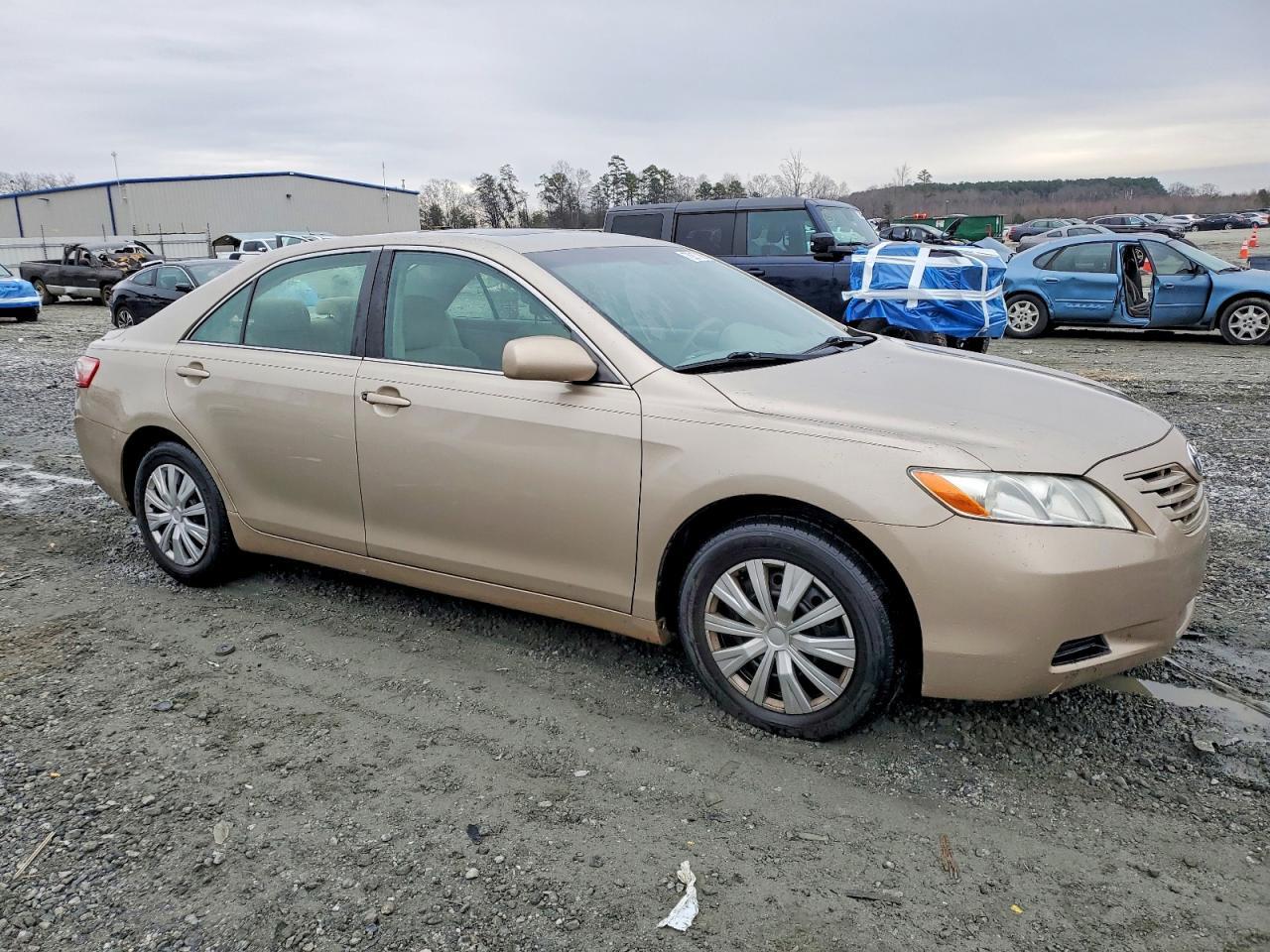 2009 Toyota Camry Le - Image 4