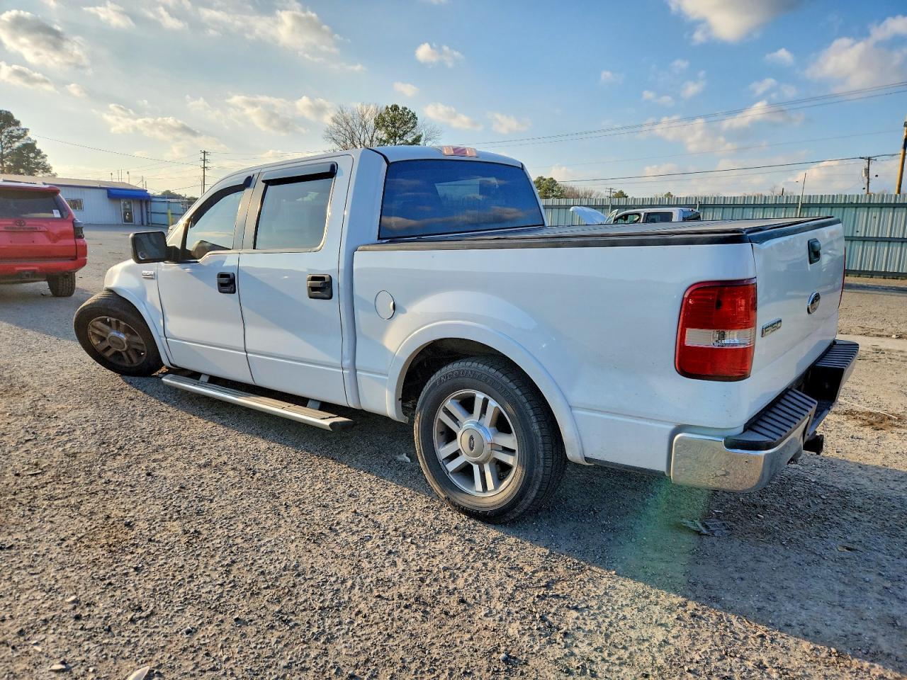 2005 Ford F150 Supercrew - Image 2
