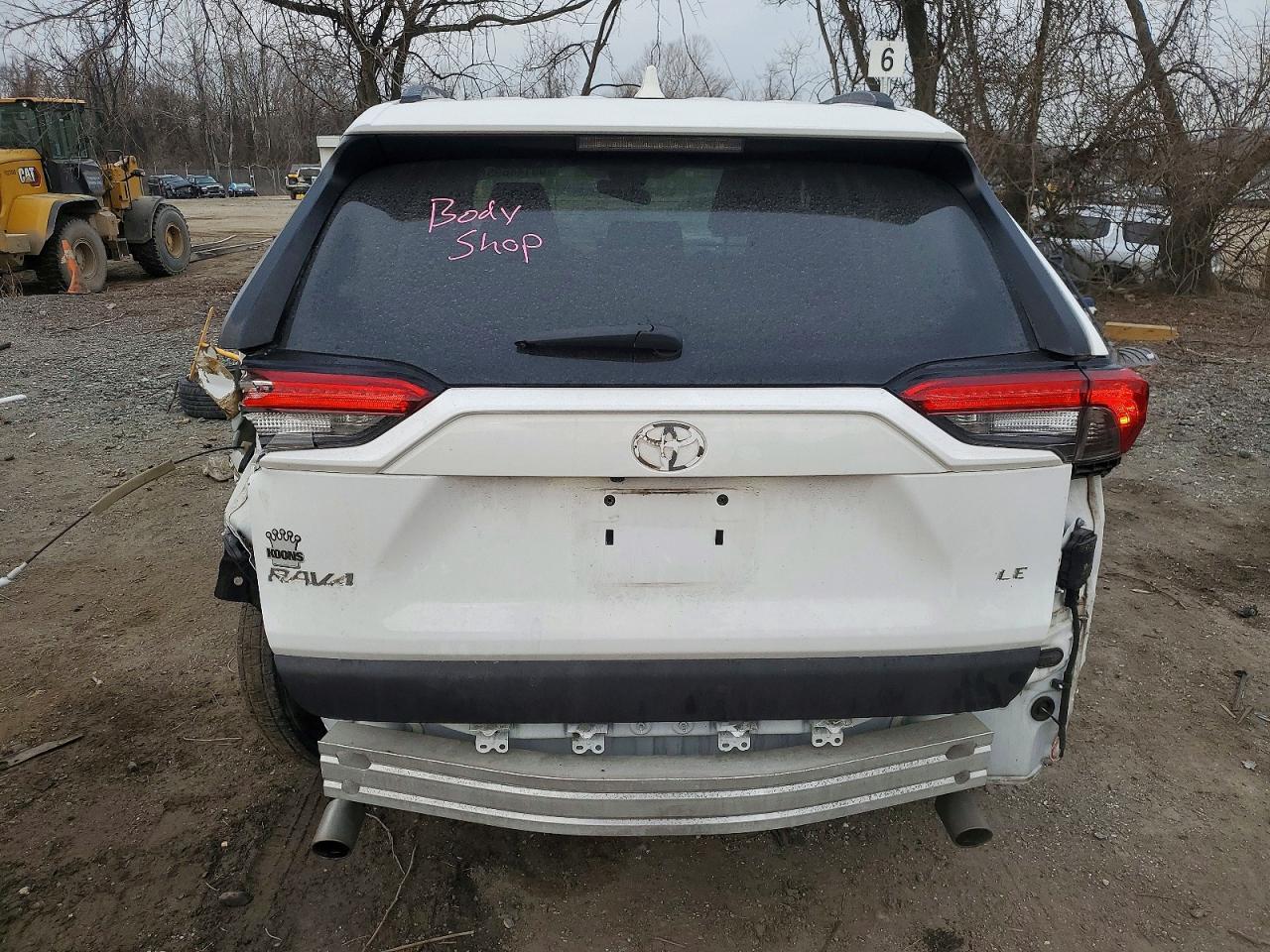 2020 Toyota Rav4 Le - Фото 6