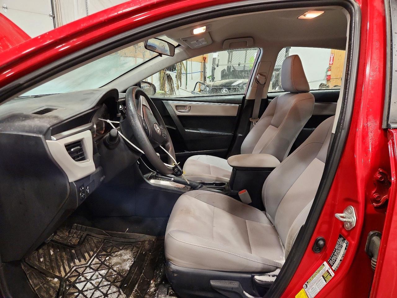 2014 Toyota Corolla L - Фото 7