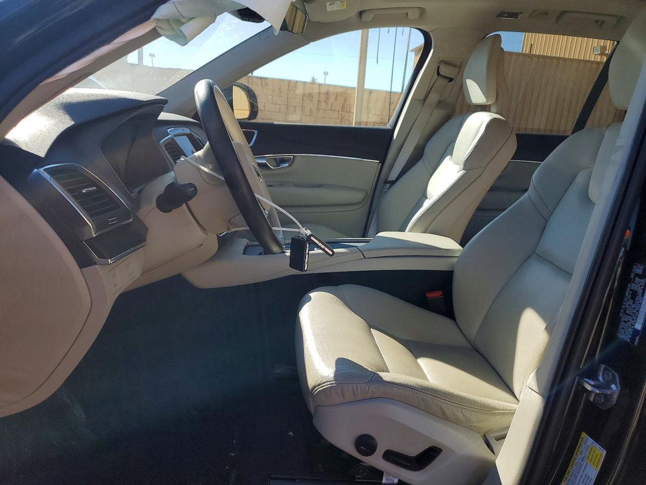 2020 Volvo Xc90 - Фото 7