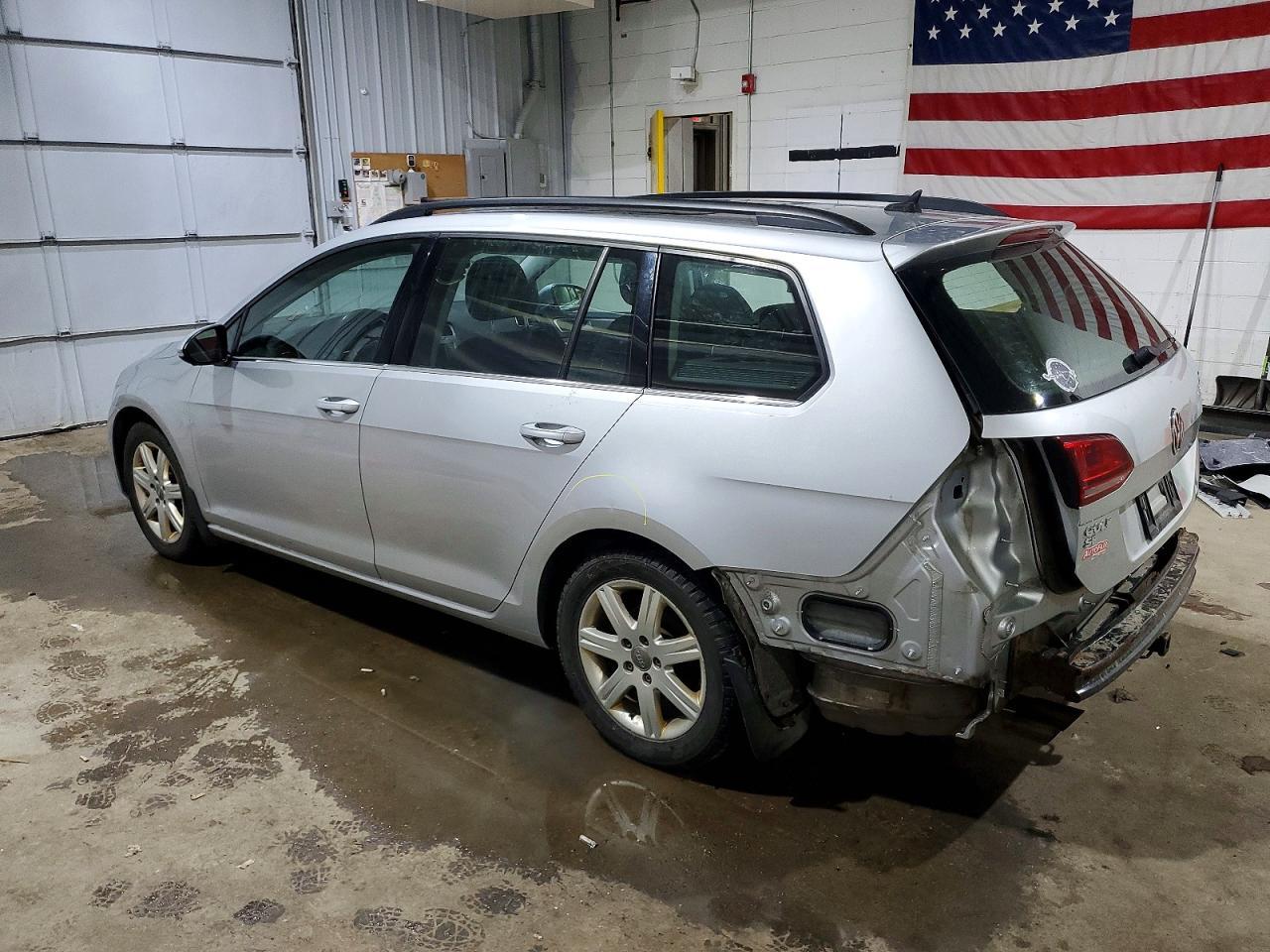 2017 Volkswagen Golf Sportwagen S - Фото 2