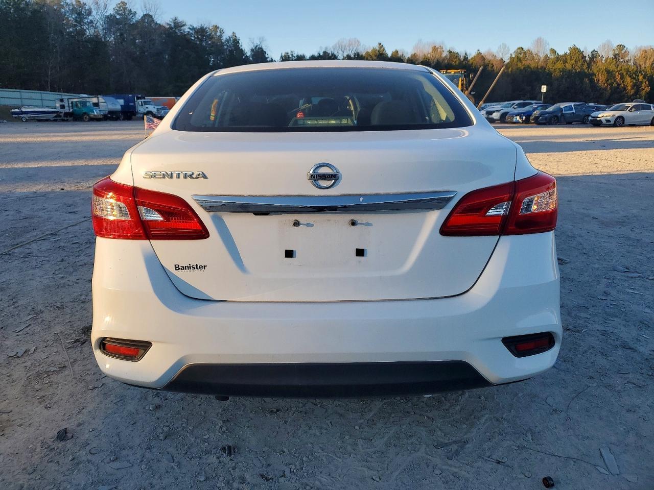 2019 Nissan Sentra S - Фото 6