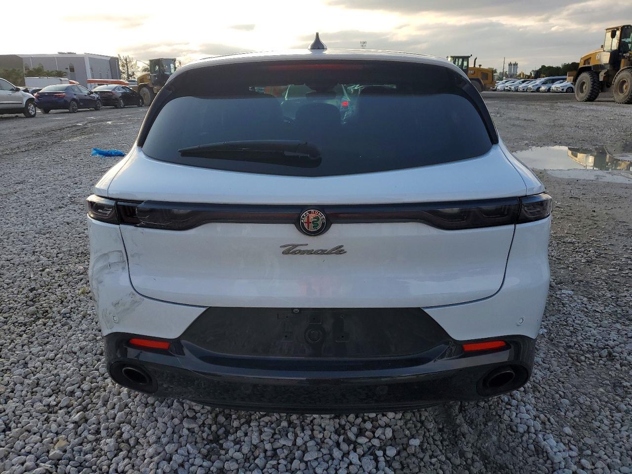 2024 Alfa Romeo Tonale Veloce - Фото 6