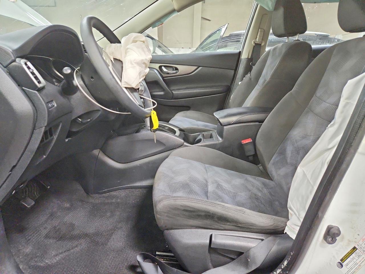2015 Nissan Rogue S - Фото 7