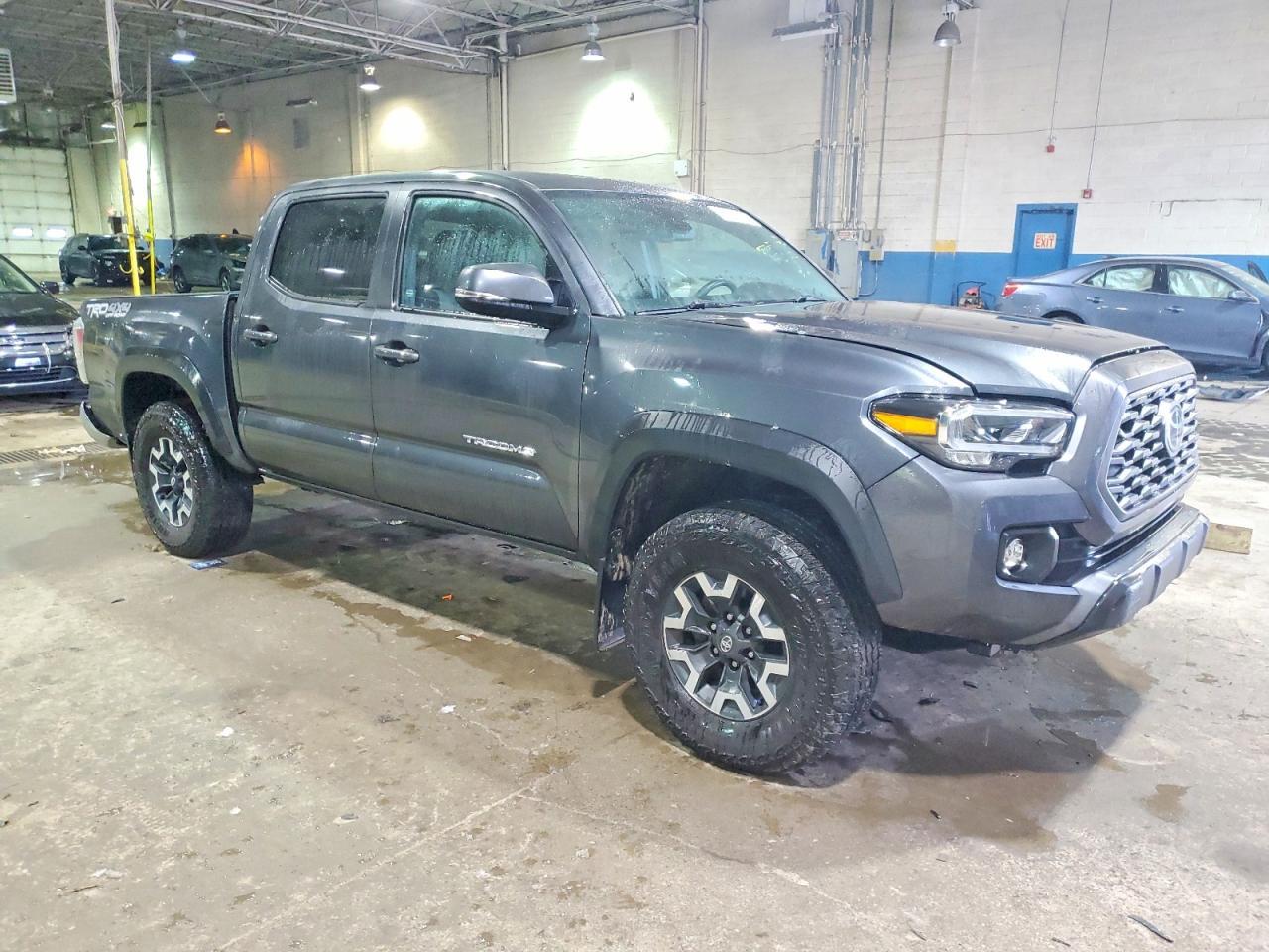 2023 Toyota Tacoma Double Cab - Image 4