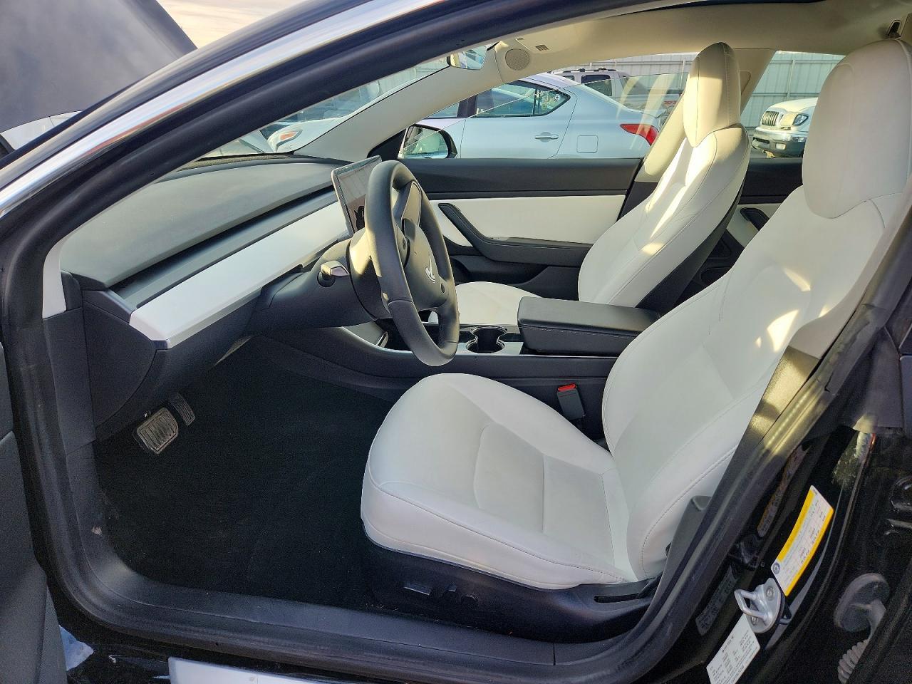 2020 Tesla Model 3 - Фото 7