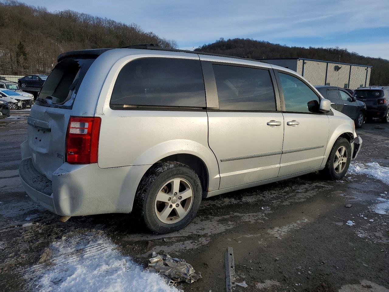 2010 Dodge Grand Caravan Sxt - Image 3