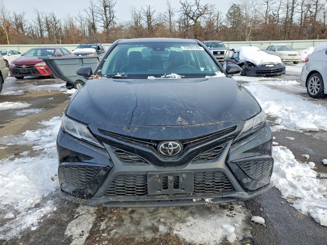 2022 Toyota Camry Se - Image 5