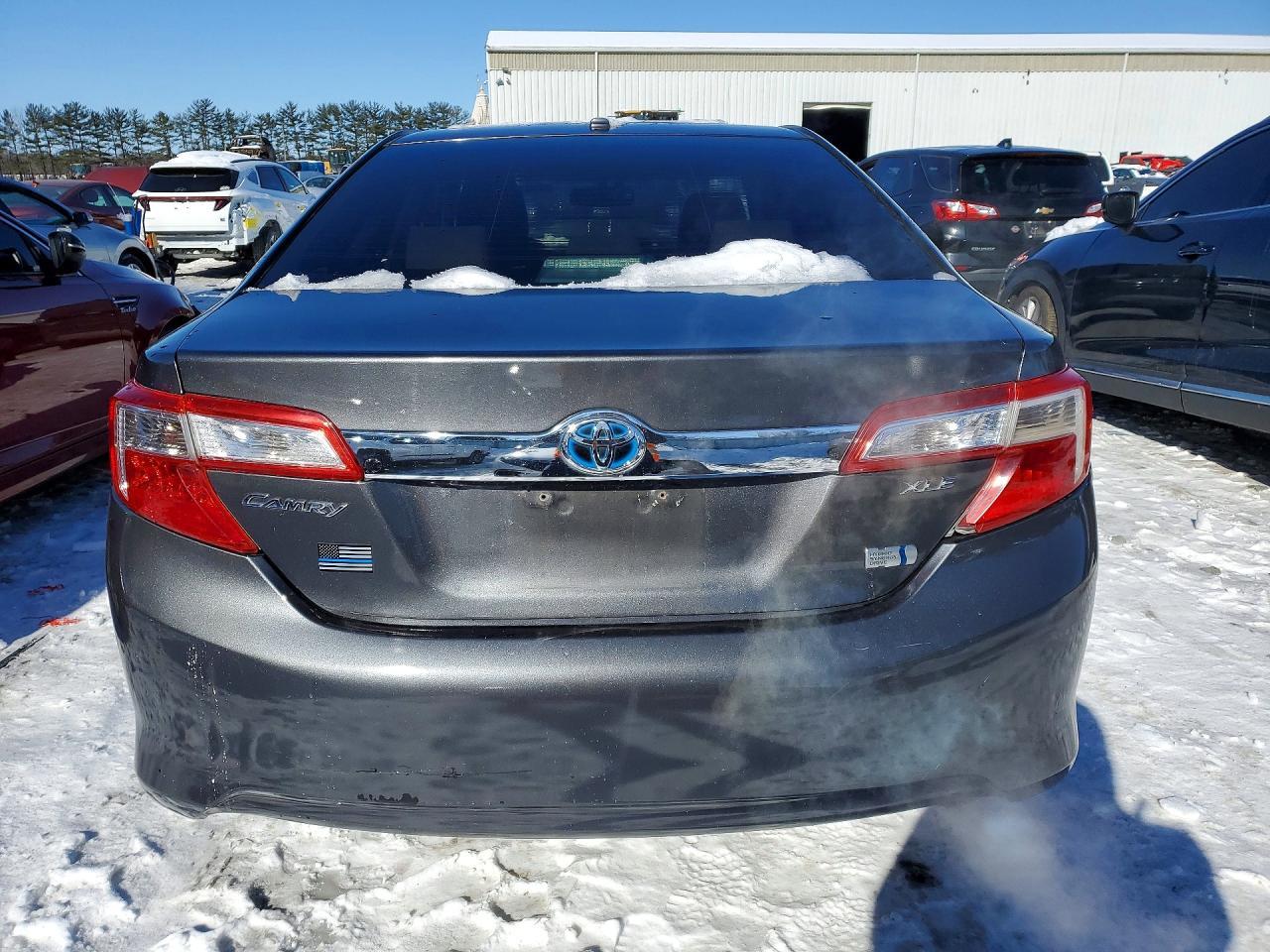 2013 Toyota Camry Hybrid - Image 6