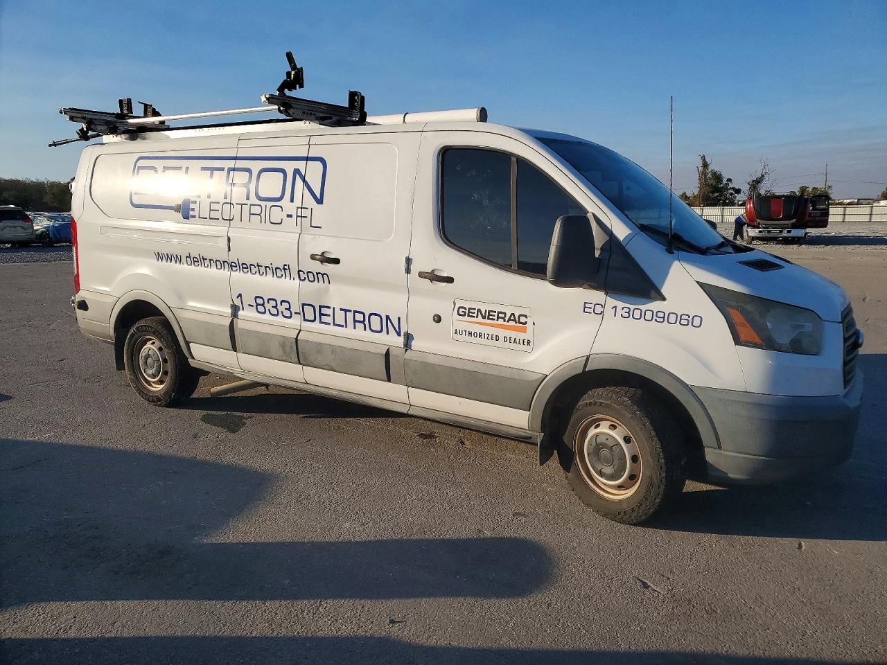 2015 Ford Transit T-250 Utility / Service Van - Фото 4