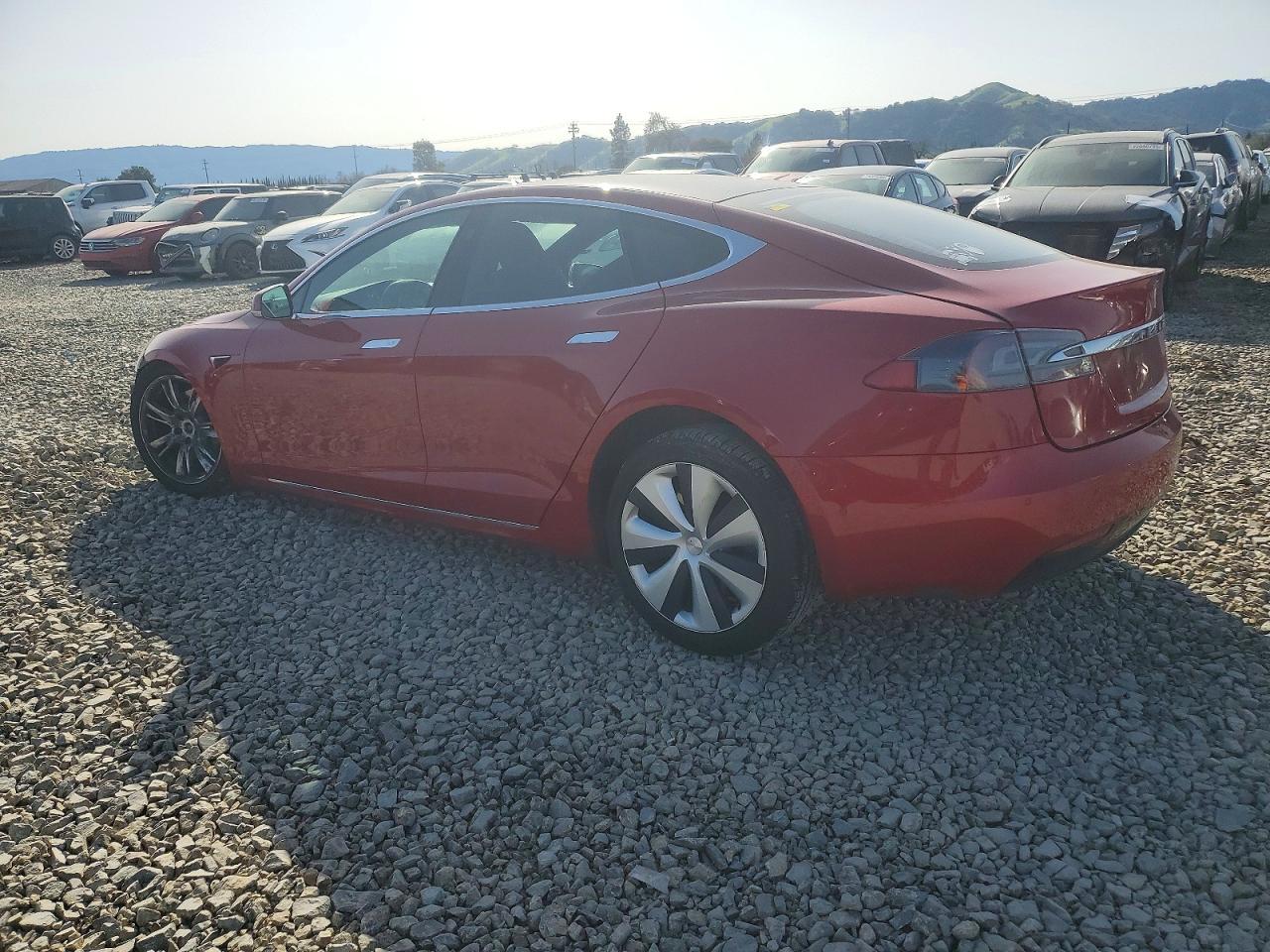 2020 Tesla Model S - Фото 2