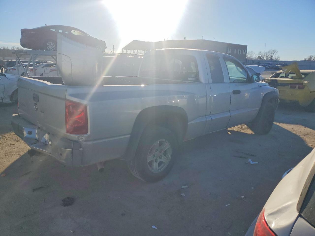 2006 Dodge Dakota Slt - Image 3