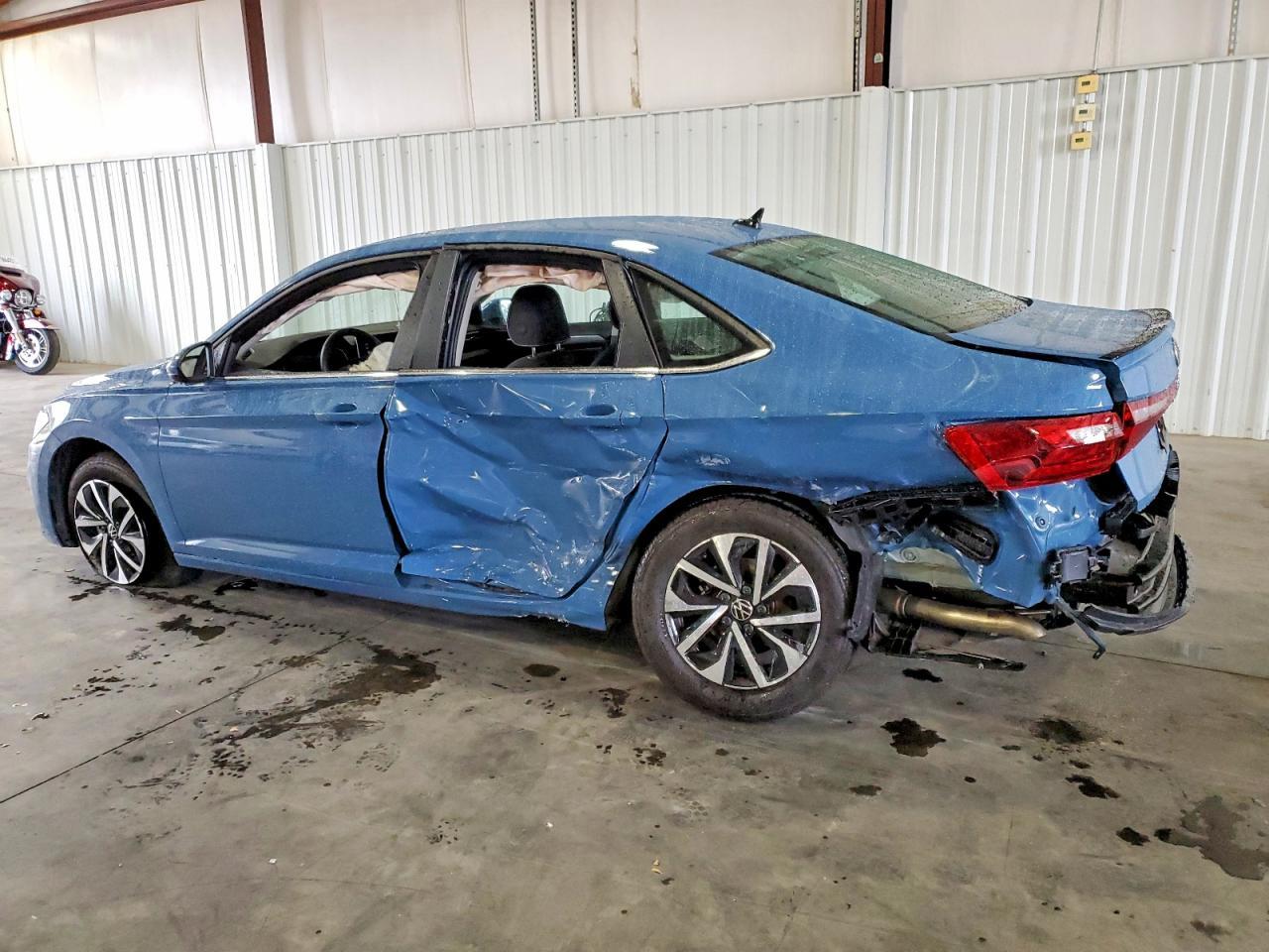 2025 Volkswagen Jetta S - Фото 2