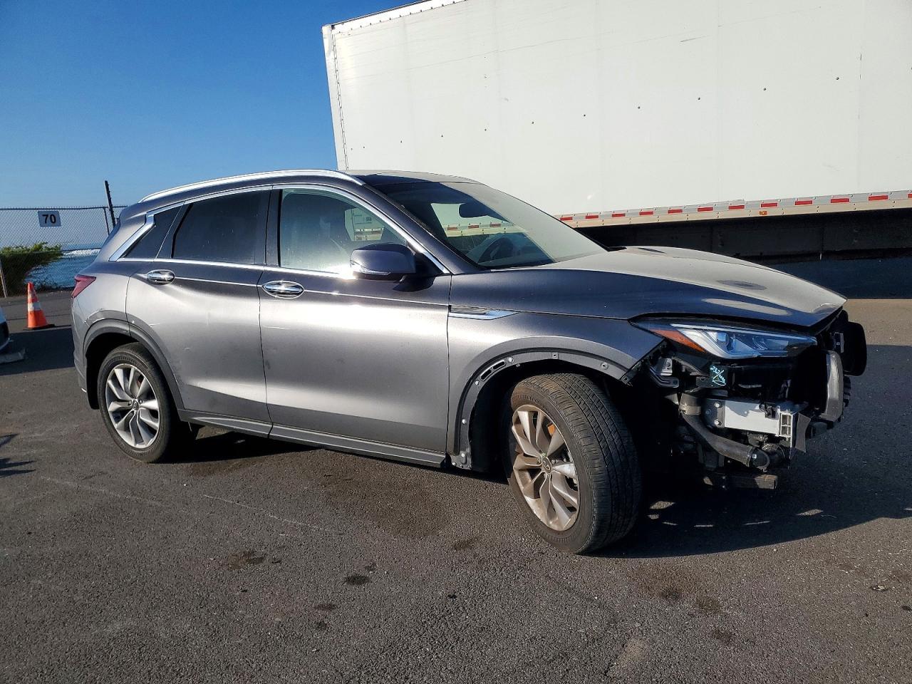 2022 Infiniti Qx50 Luxe - Image 4