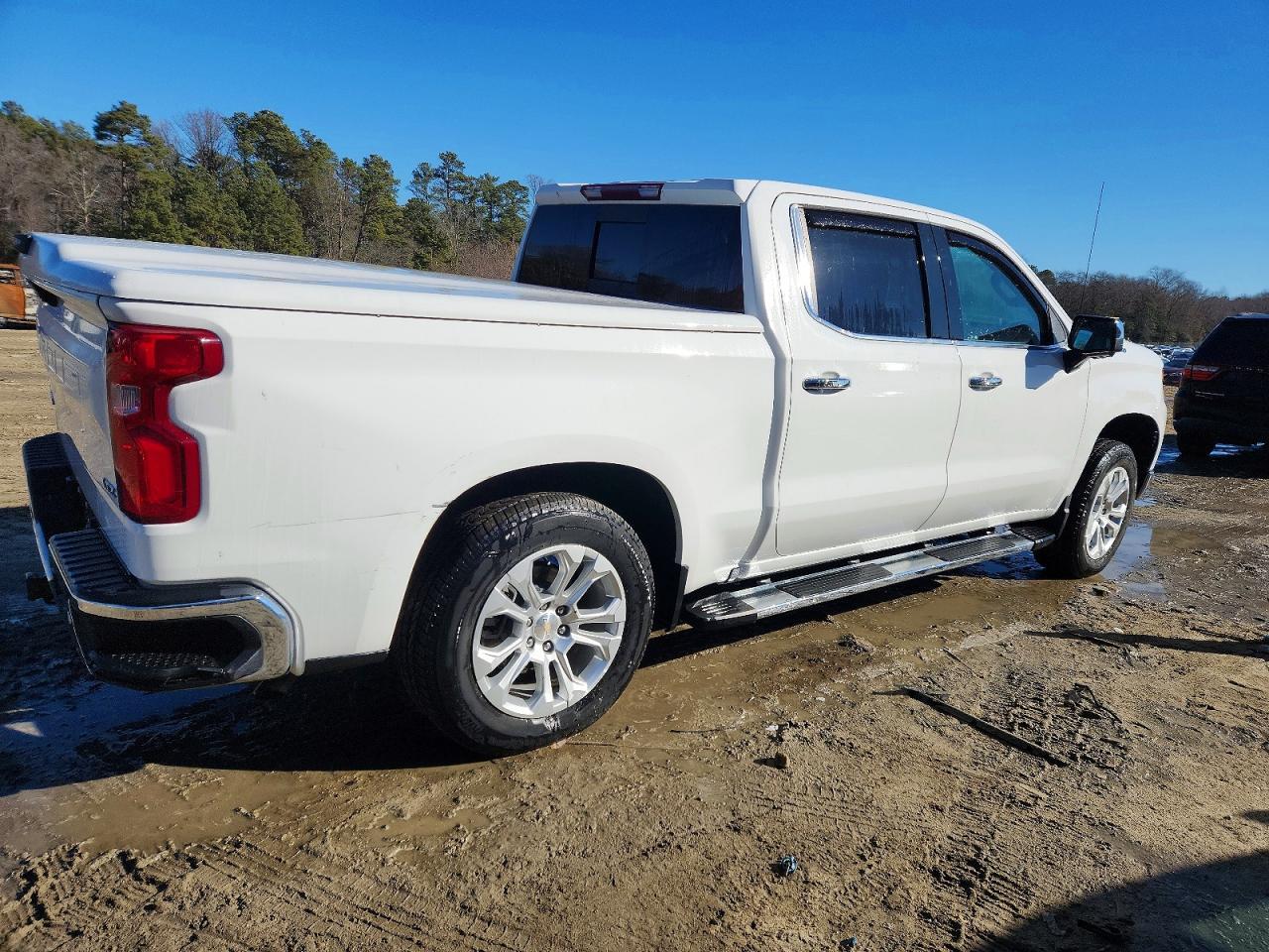 2022 Chevrolet Silverado C1500 Ltz - Image 3