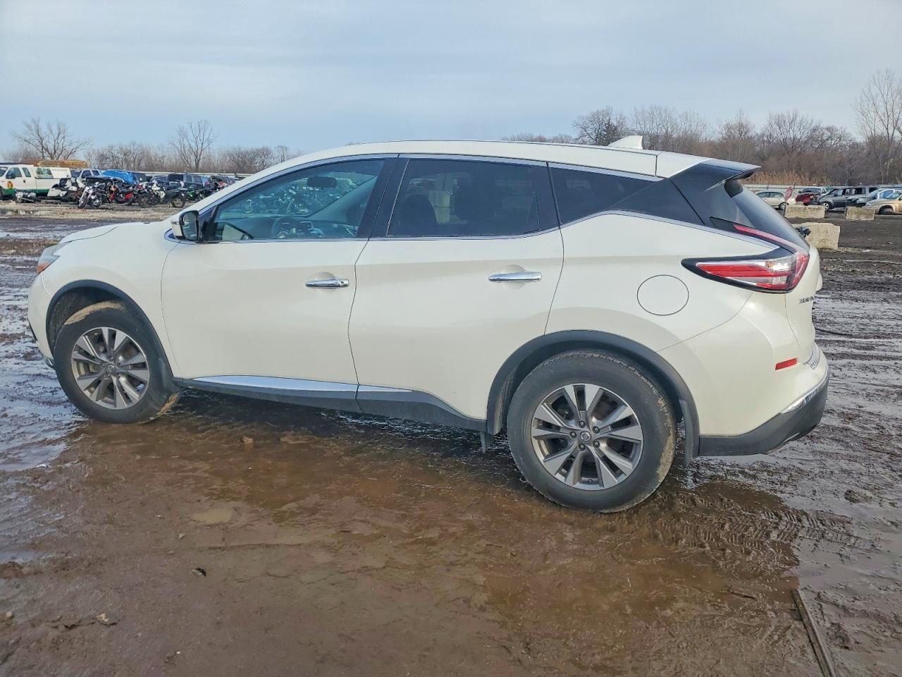2018 Nissan Murano S - Image 2