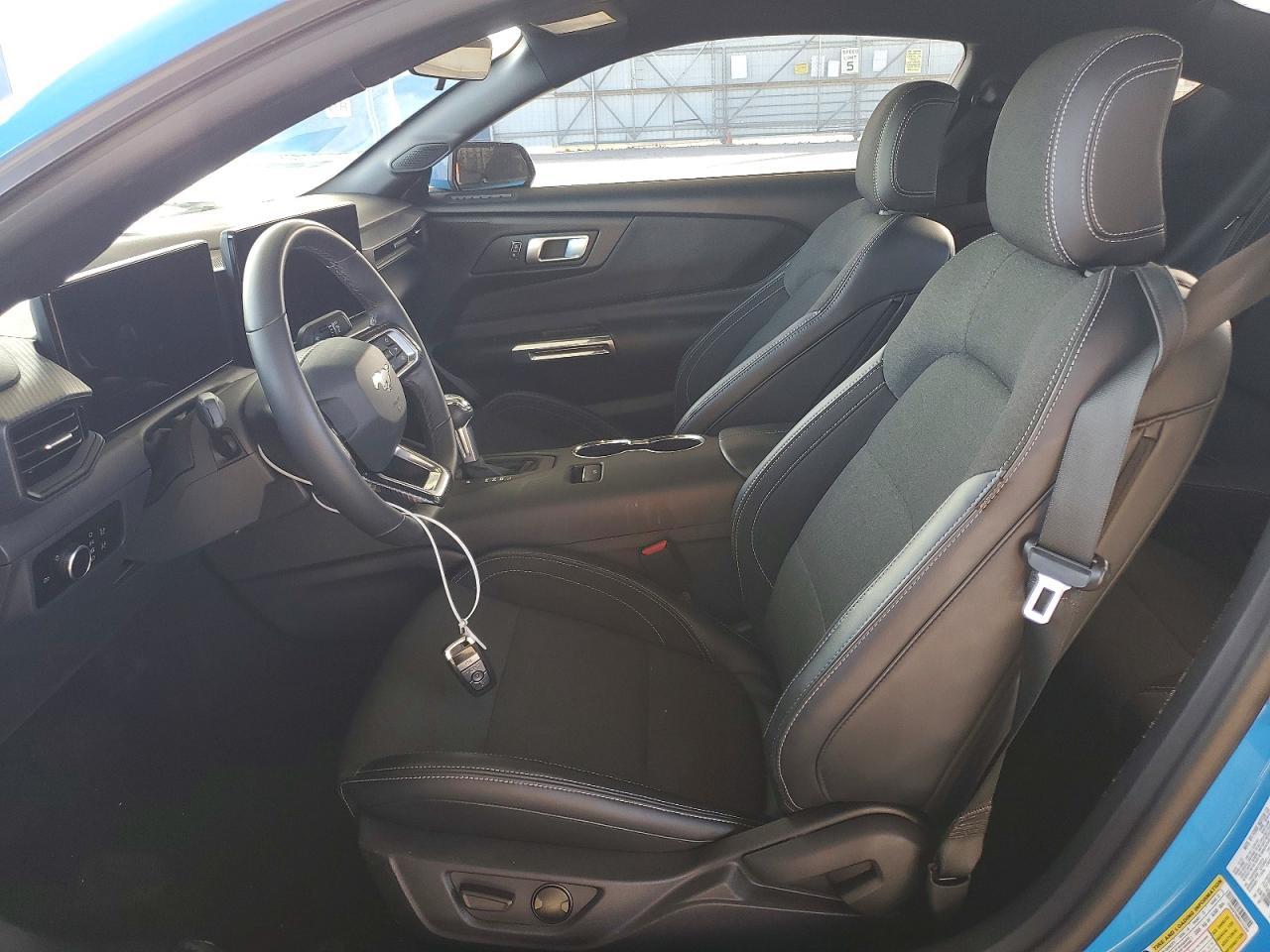 2024 Ford Mustang - Image 7