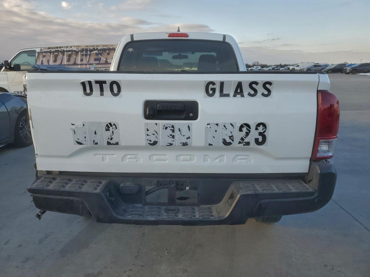 2016 Toyota Tacoma Access Cab - Фото 6