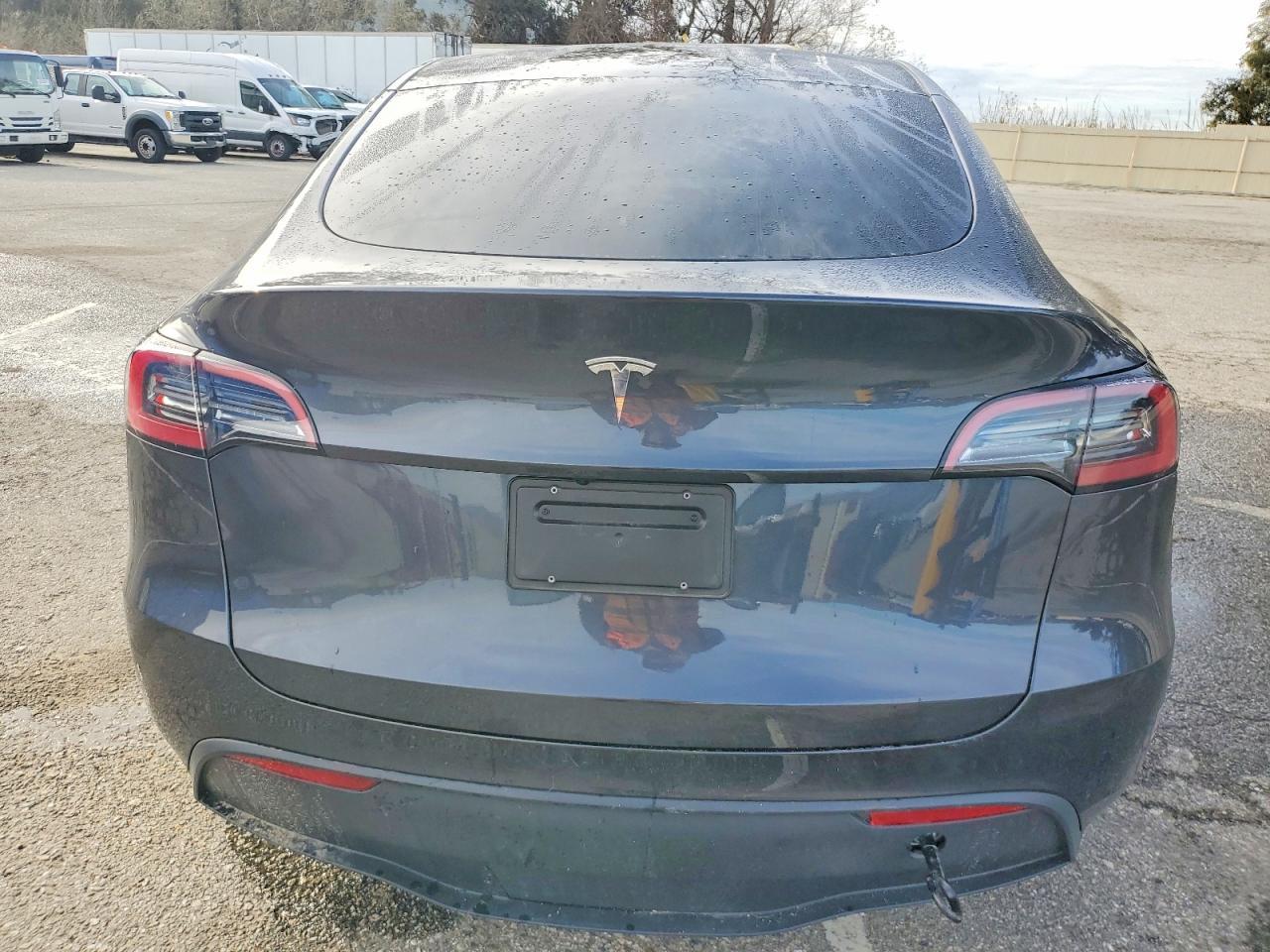 2024 Tesla Model Y - Image 6
