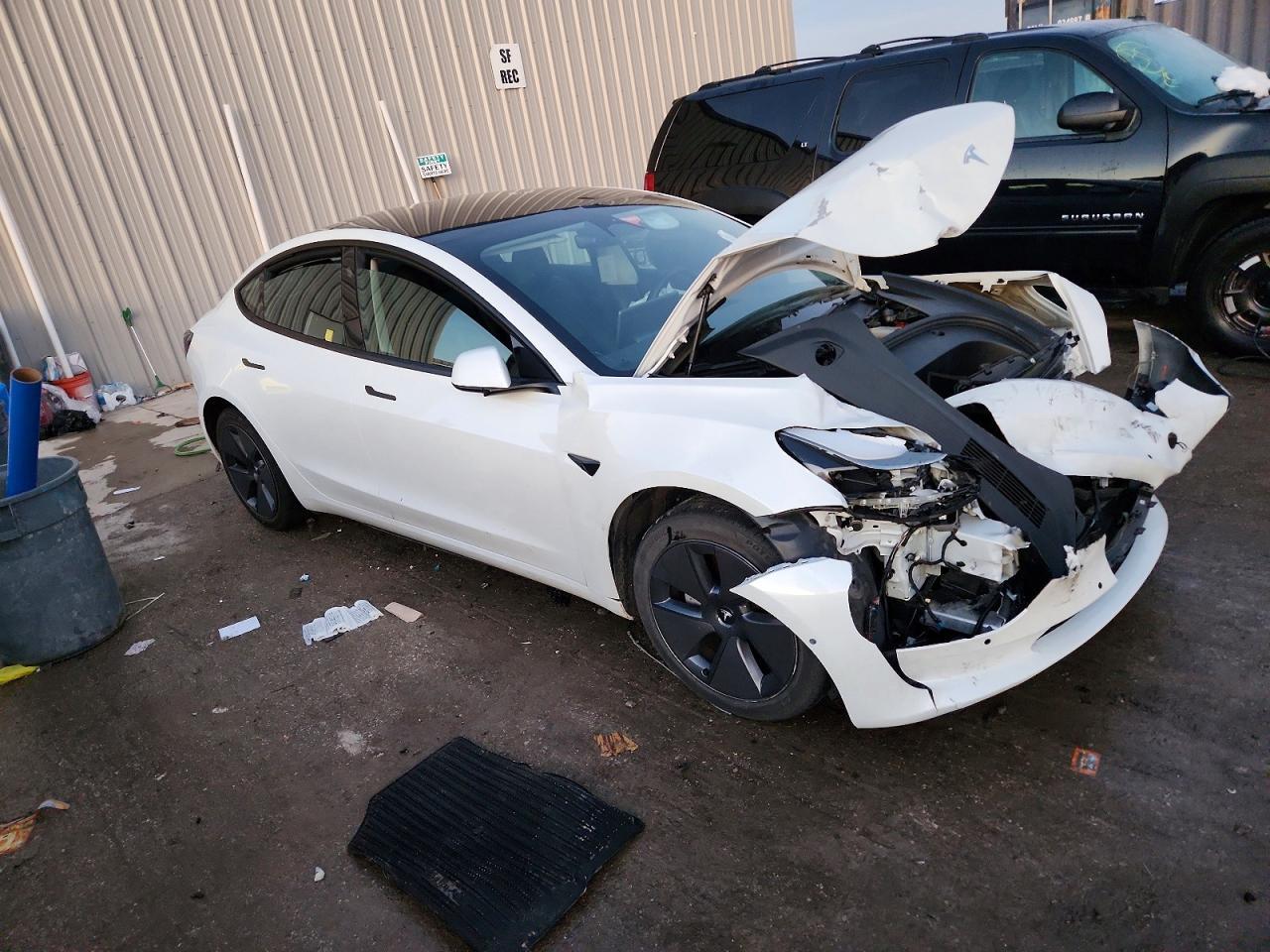 2022 Tesla Model 3 - Фото 4