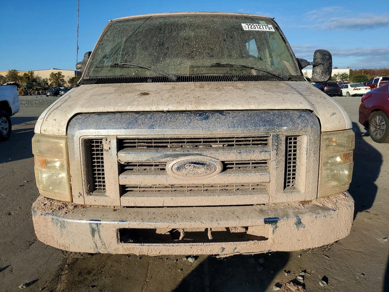 2012 Ford Econoline E350 Super Duty Wagon - Фото 5