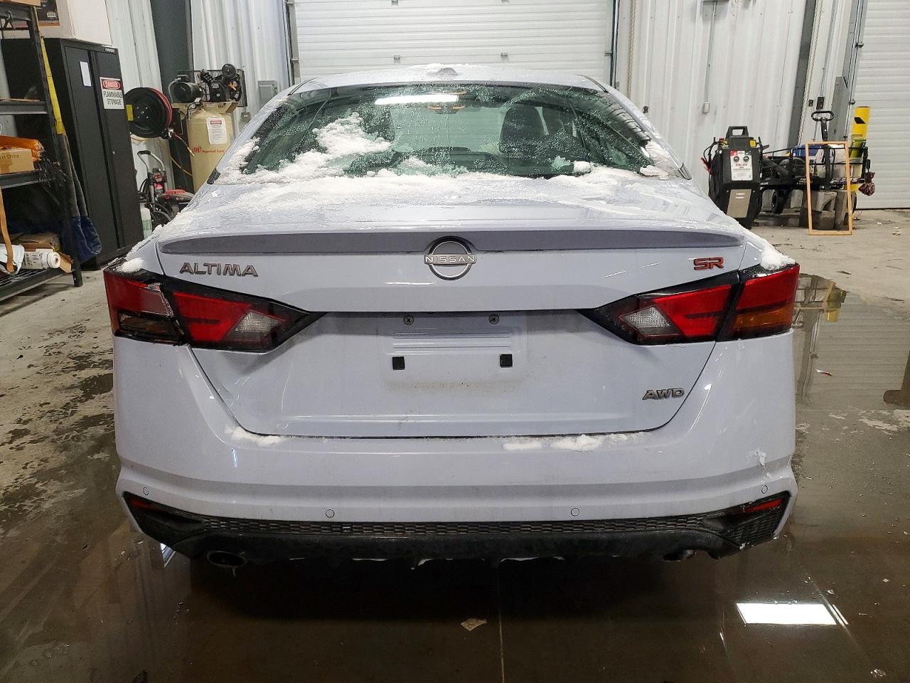 2023 Nissan Altima 2.5 Sr 4Dr Aw - Фото 6