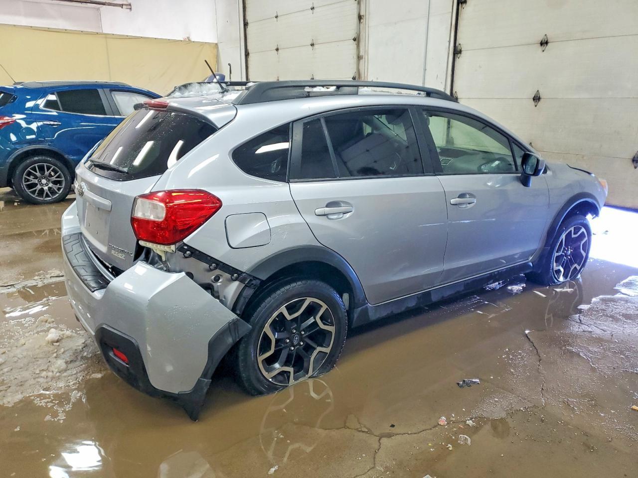 2016 Subaru Crosstrek Premium - Фото 3