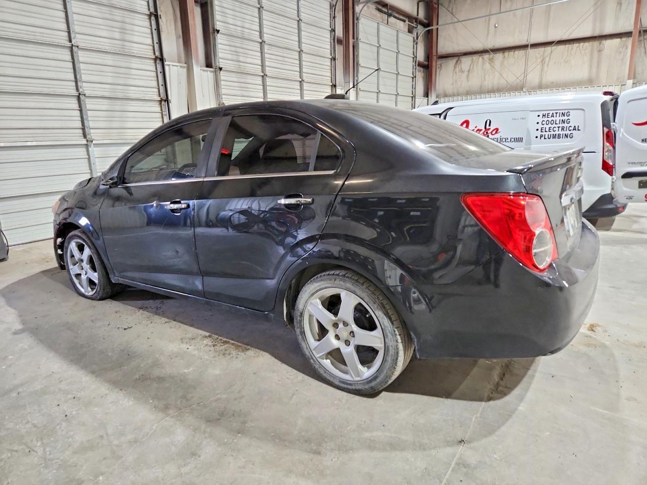 2015 Chevrolet Sonic Ltz - Фото 2