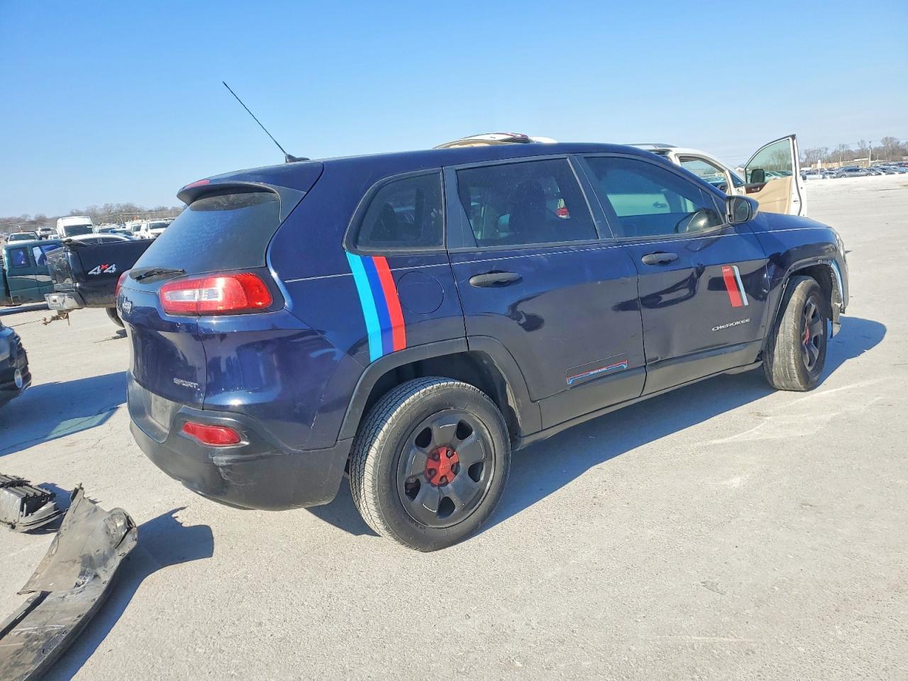 2014 Jeep Cherokee Sport - Фото 3