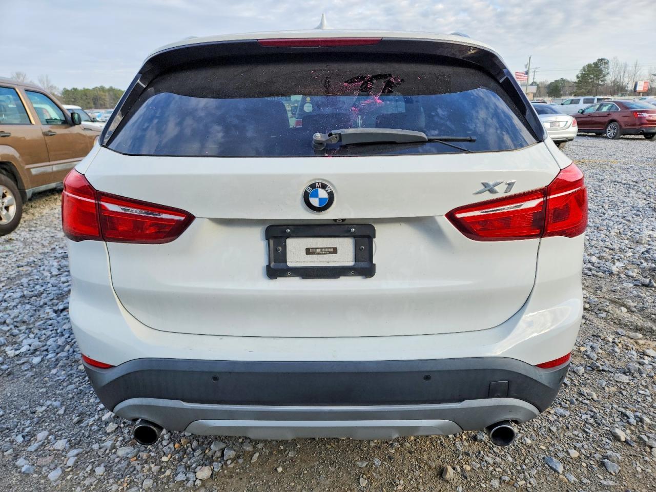 2017 BMW X1 xDrive28I - Фото 6