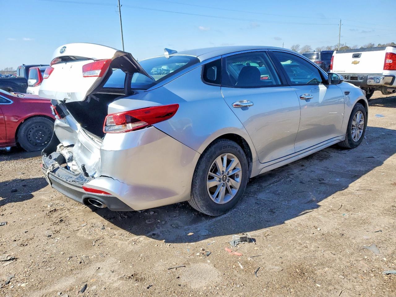 2017 Kia Optima Lx - Image 3