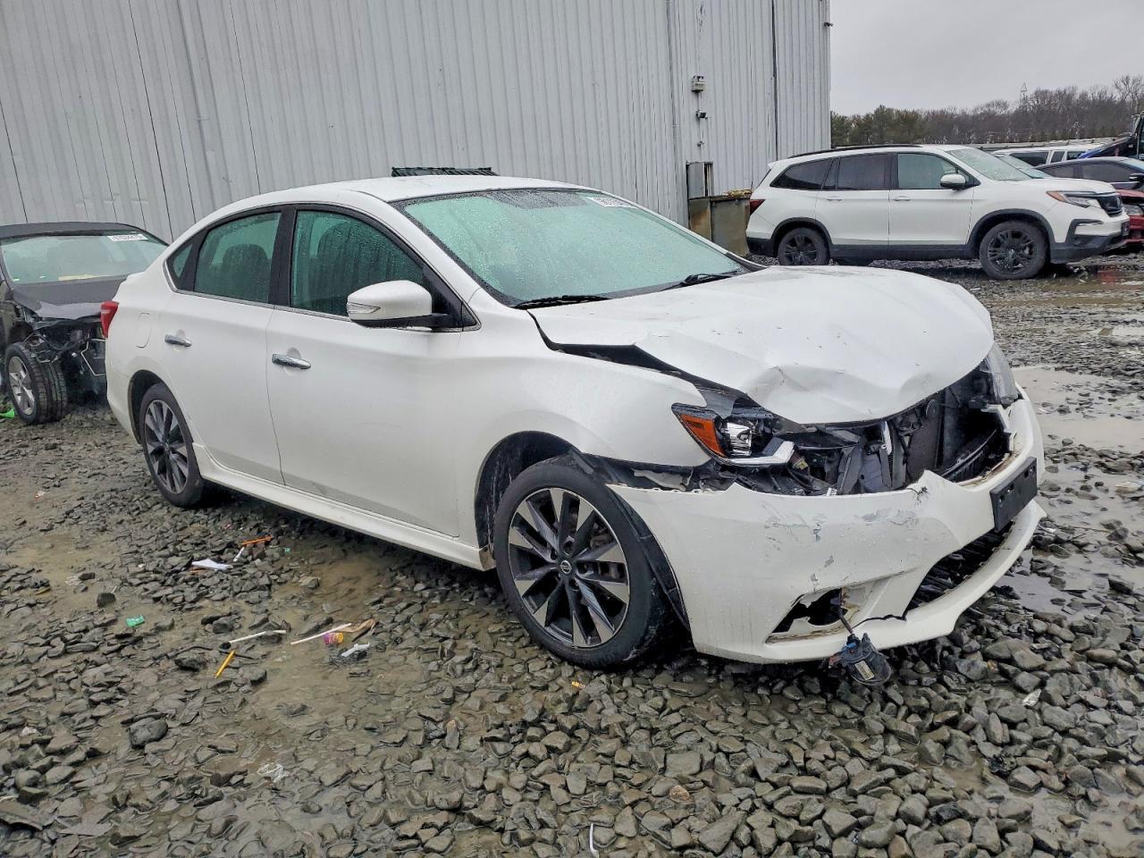 2017 Nissan Sentra S - Фото 4