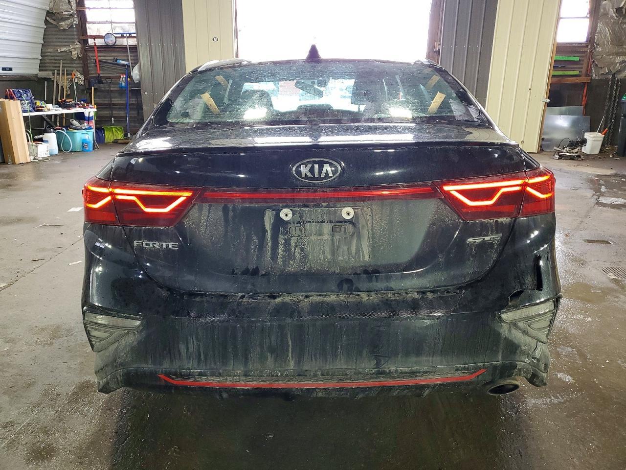 2021 Kia Forte Gt Line - Фото 6