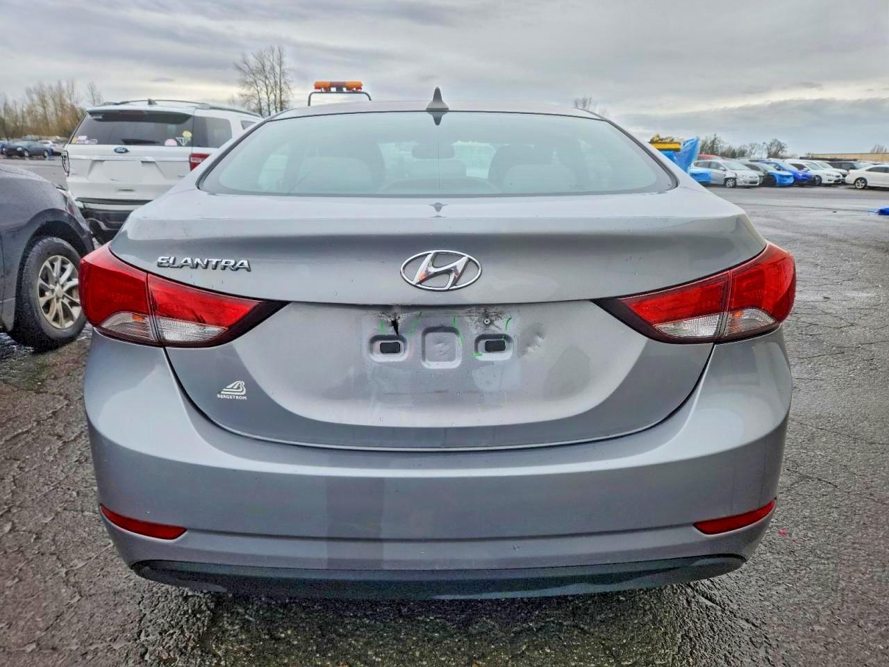 2015 Hyundai Elantra Se - Image 6