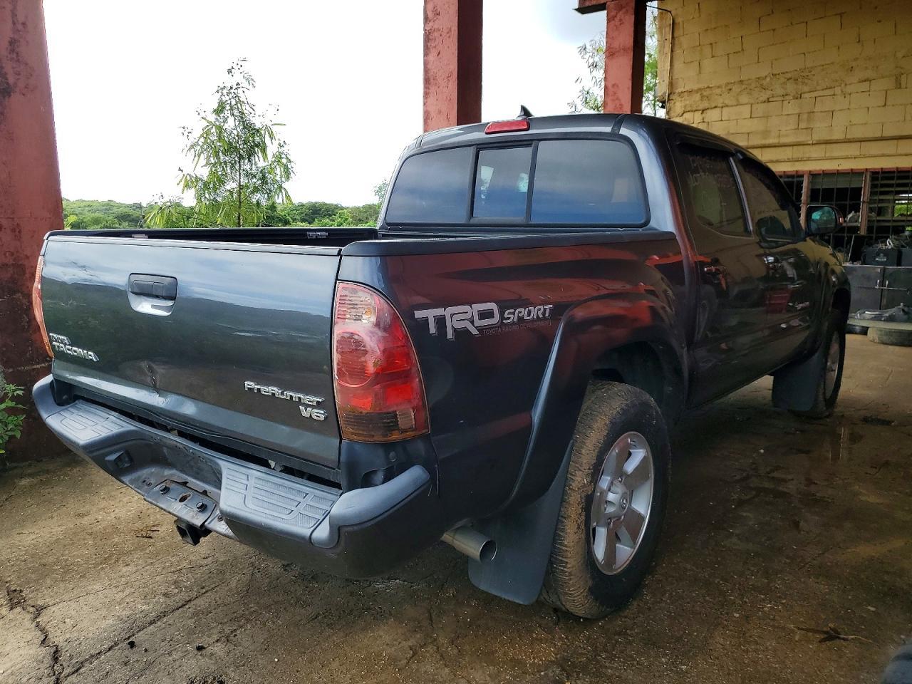 2015 Toyota Tacoma Double Cab Prerunner - Image 3