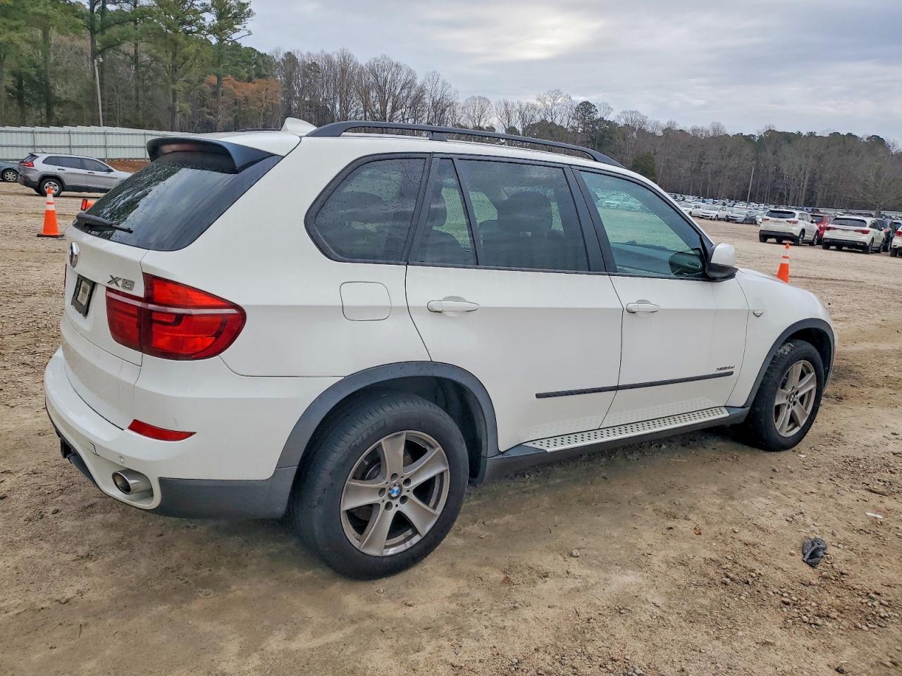 2012 BMW X5 xDrive35D - Image 3